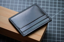 Load image into Gallery viewer, Four Pocket Cardcase - Black Horween Shell Cordovan
